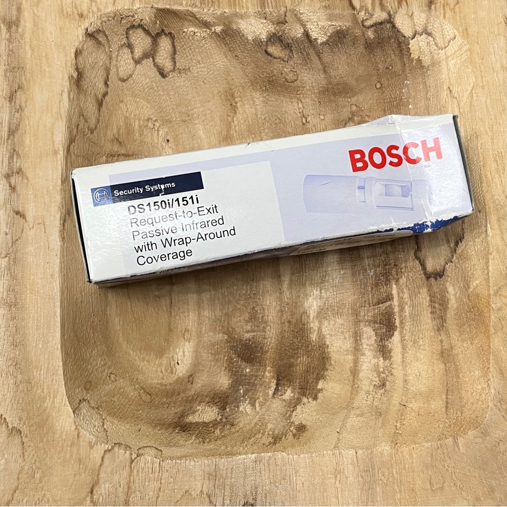 Bosch DS150i Request-To-Exit Passive Infrared with Wrap Around Coverage
